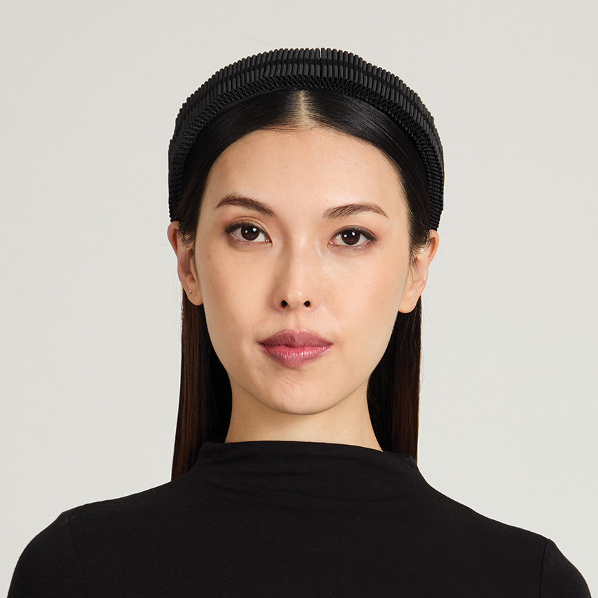 Elizabeth Pleated Headband | Black