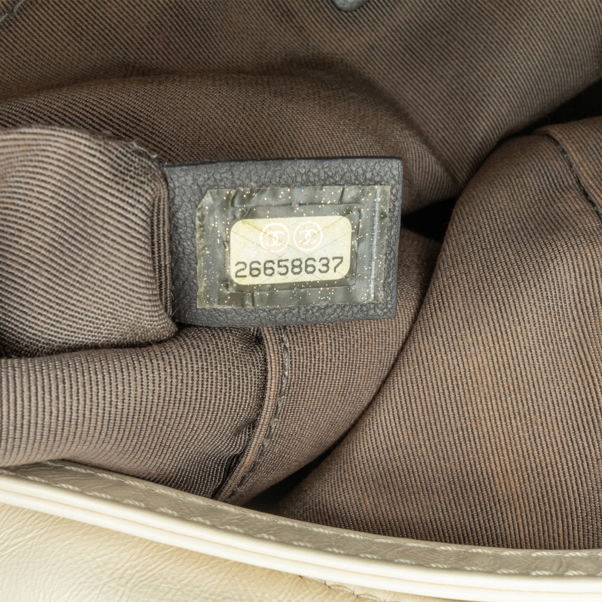 Chanel | Pre-Owned Medium Tweed and Lambskin Gabrielle Crossbody | Blue/Navy