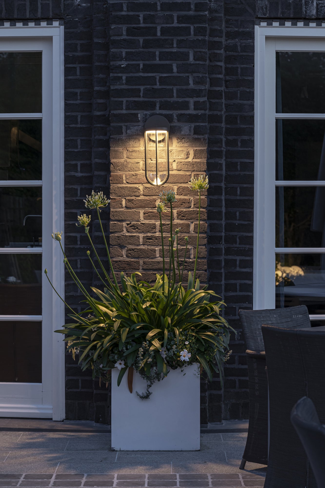In Vitro Outdoor Wall 2700K 1-10V | Forest Green