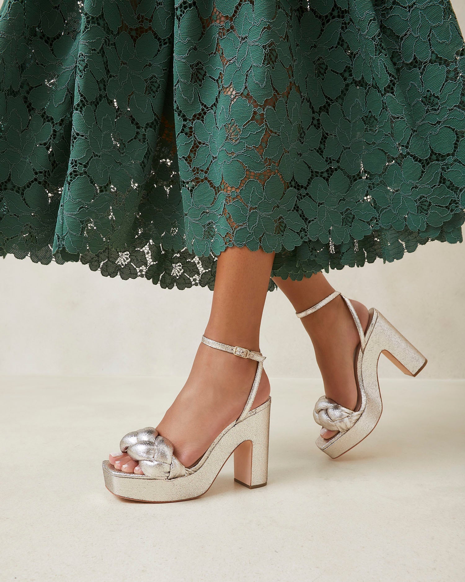 Color: Prosecco