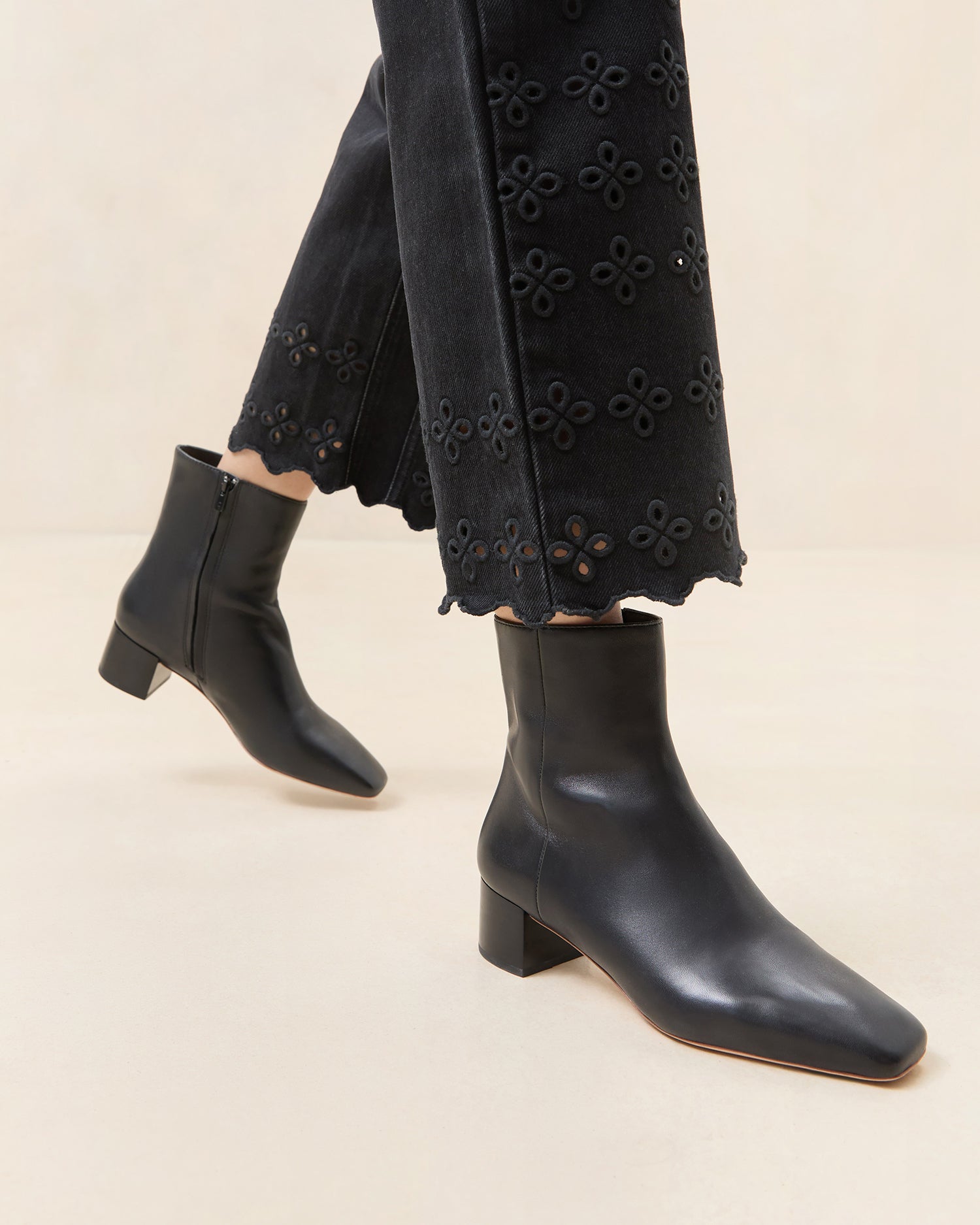 Color: Black