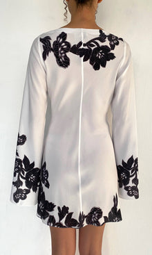 Womens | Aahi Heavy Crepe Short Dress | Black/White