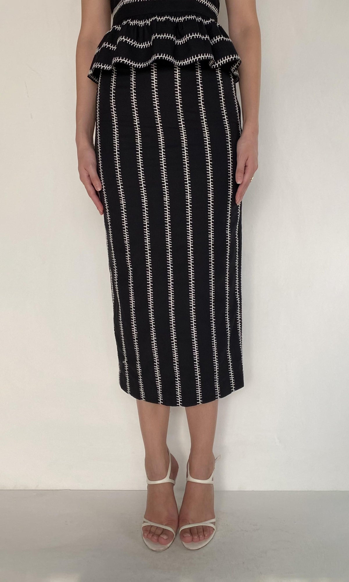 Hemant And Nandita | Rekh Organza Fitted Midi Skirt | Black