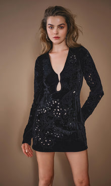 Hemant And Nandita | Sehr Polyester Crushed Velvet Short Dress | Black