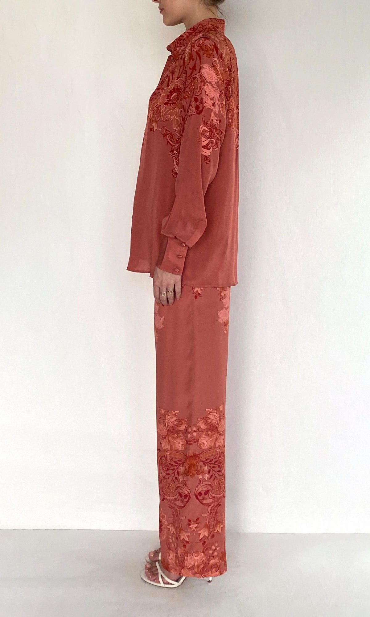 Hemant And Nandita | Vine Viscose Heavy Crepe Straight Pants | Coral