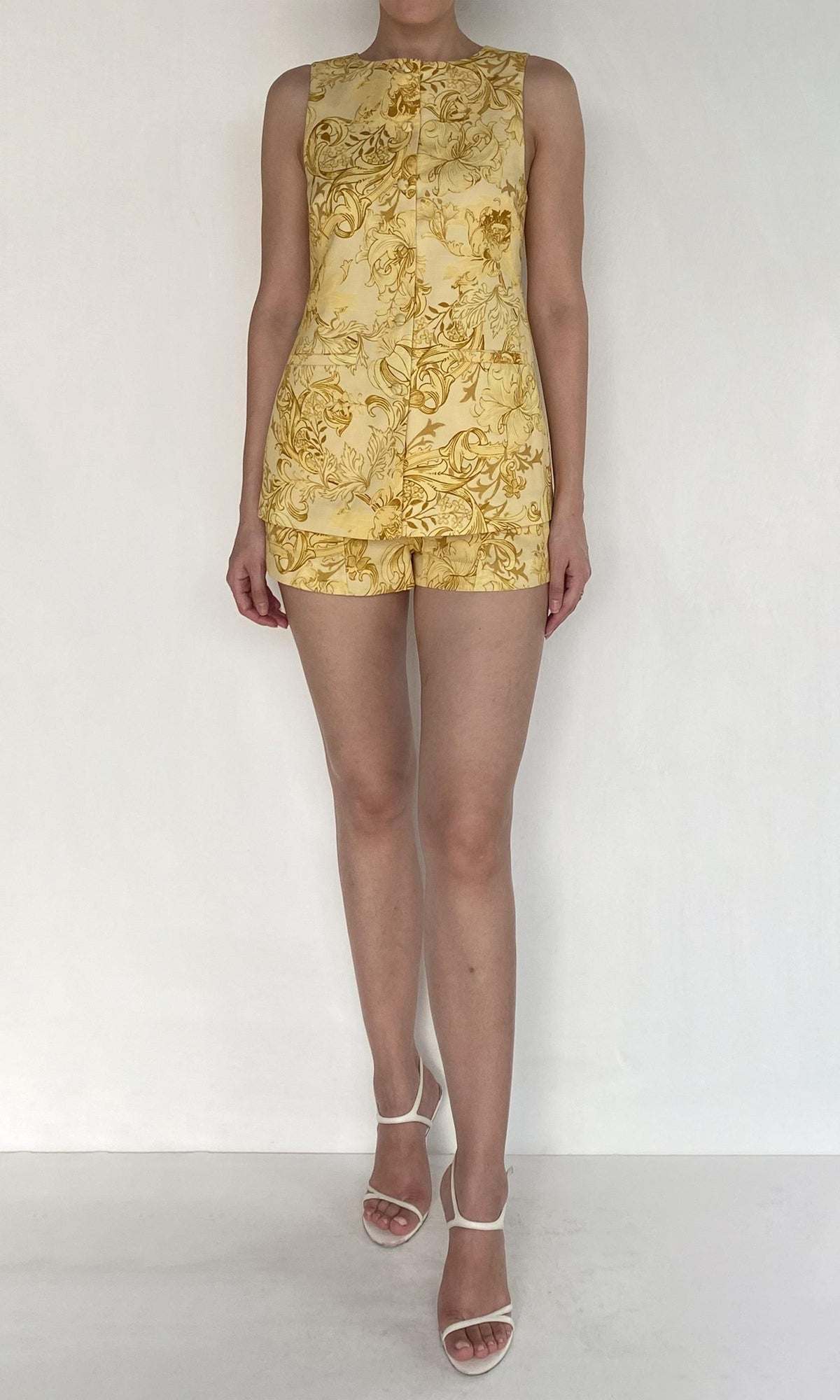 Hemant And Nandita | Zar Linen Cotton Easy Shorts | Yellow