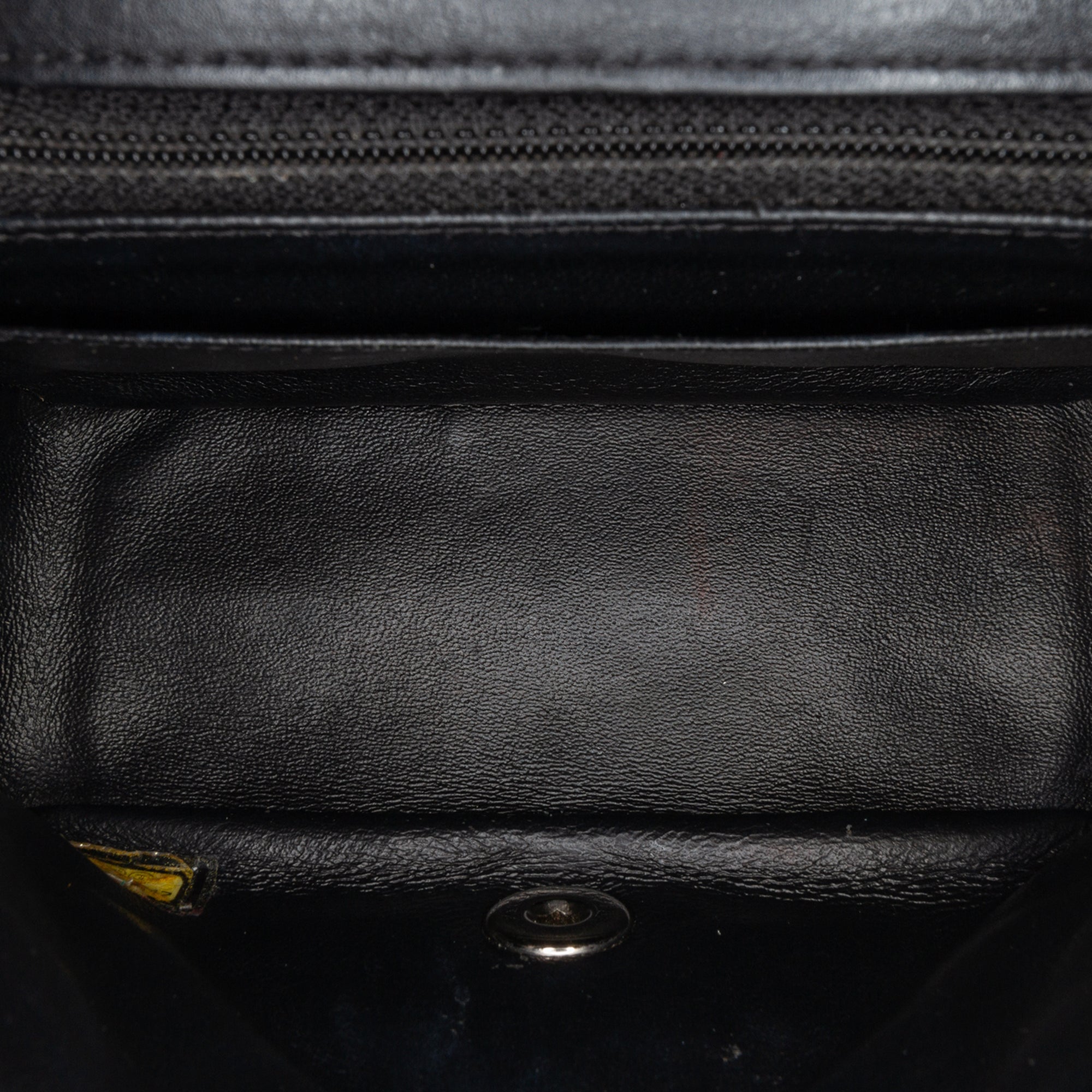 Chanel | Pre-Owned Mini Square Classic Patent Single Flap - XI | Black