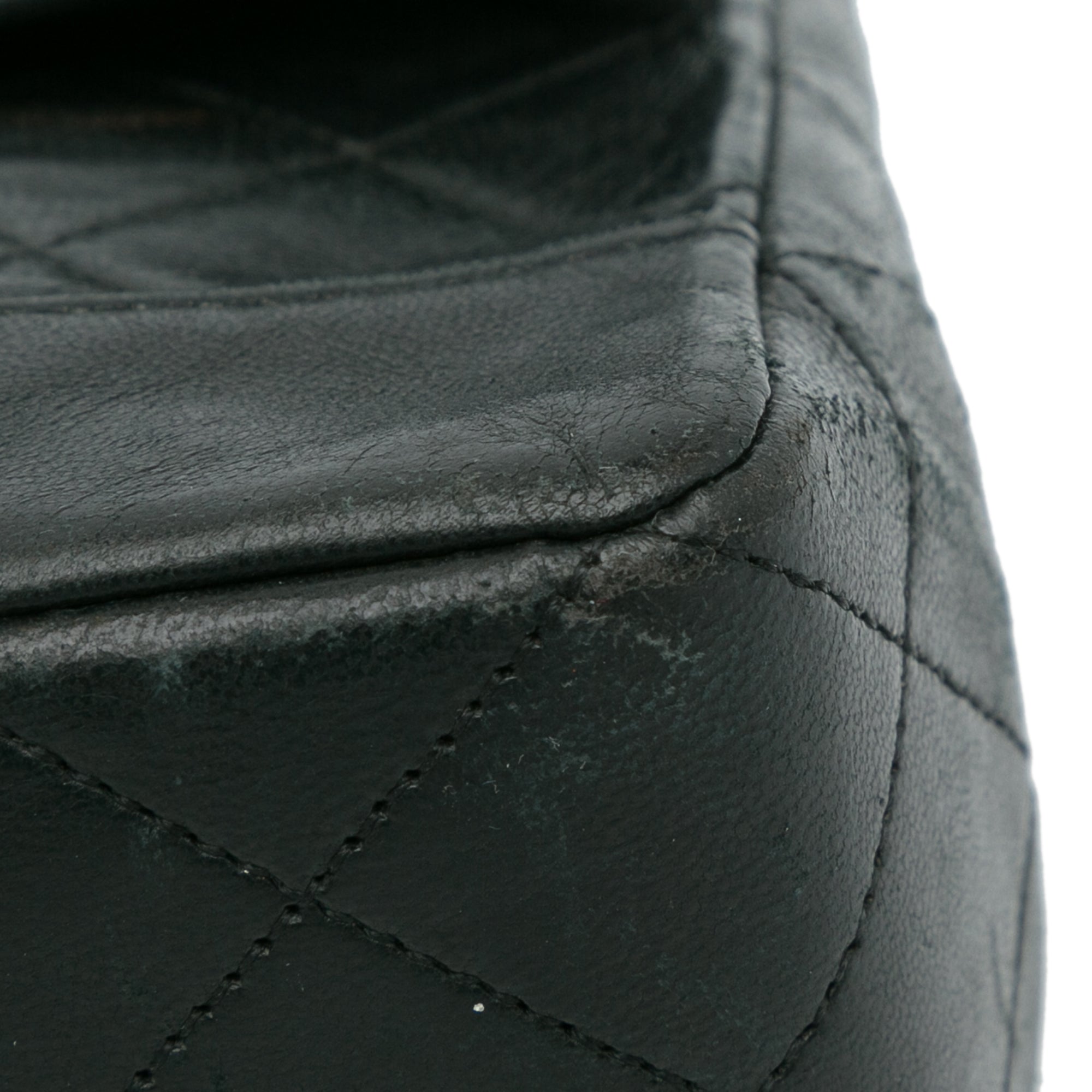 Chanel | Pre-Owned Quilted Lambskin Shoulder Bag | Black