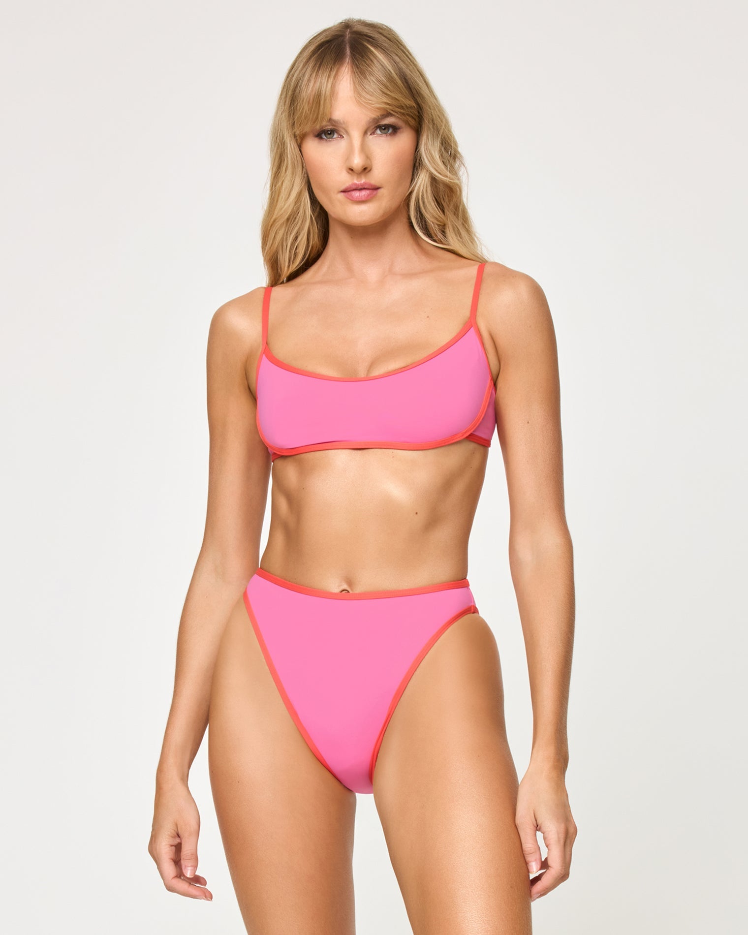 Bubblegum-Grapefruit | Model: Lura (size: S)