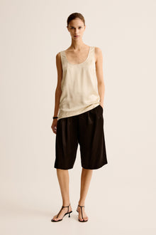 Finesa Tank | Oyster