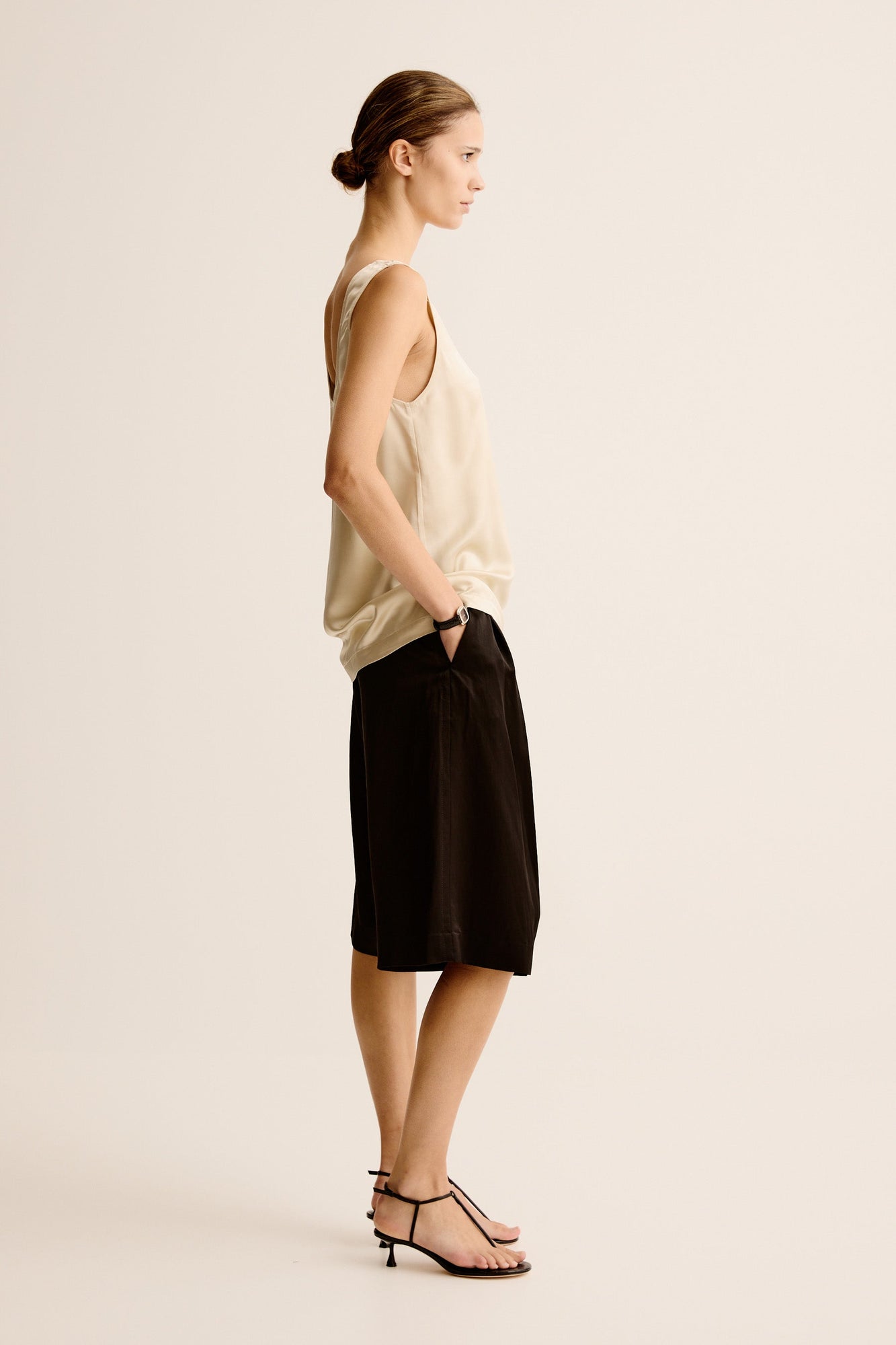 Finesa Tank | Oyster