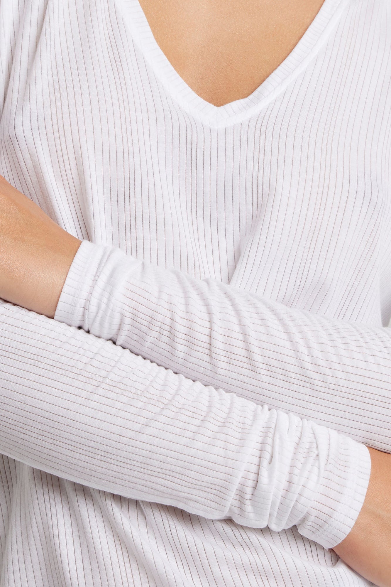 Whipped V-Neck | White