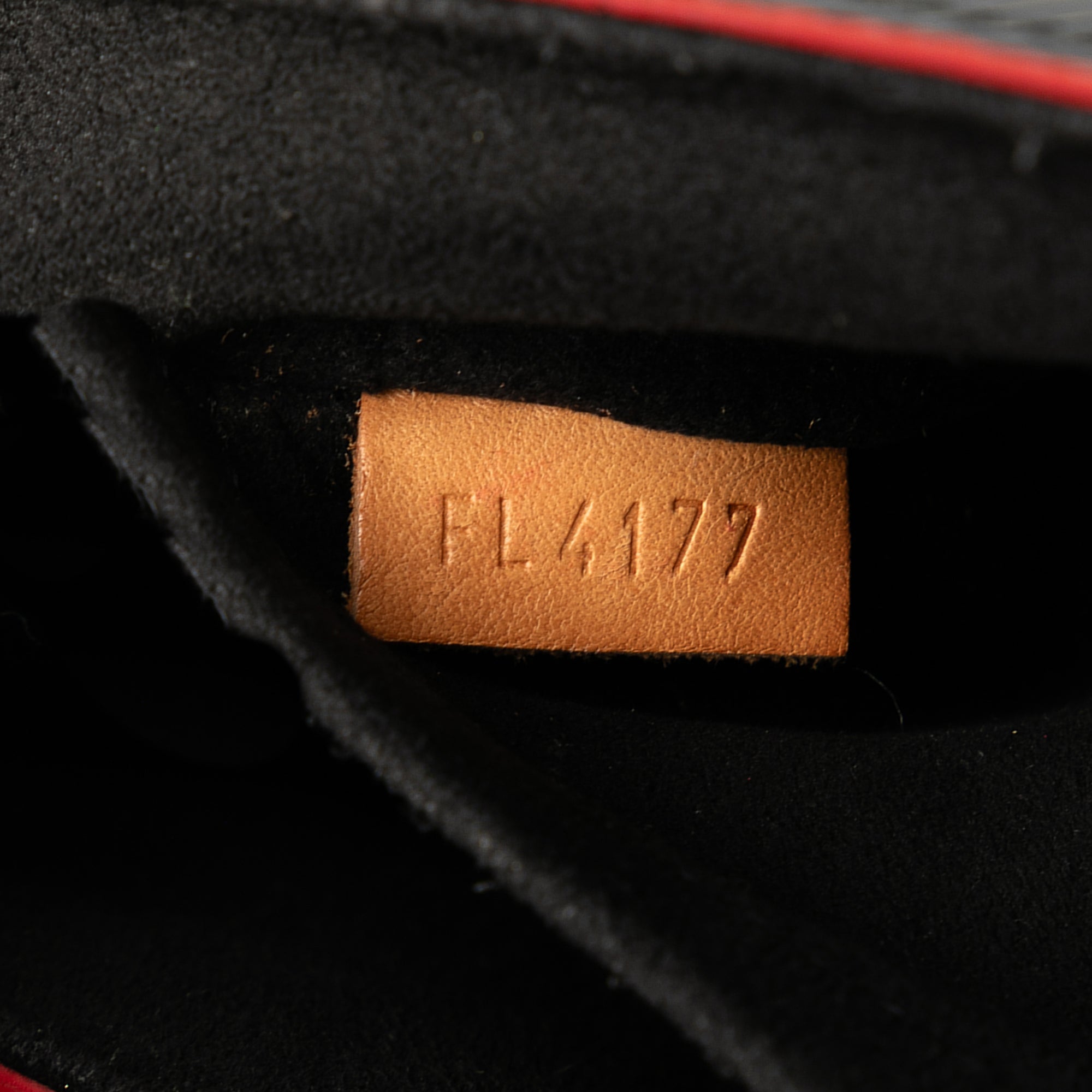 Louis Vuitton | Pre-Owned Limited Edition Blooming Flowers Epi Twist MM | Black