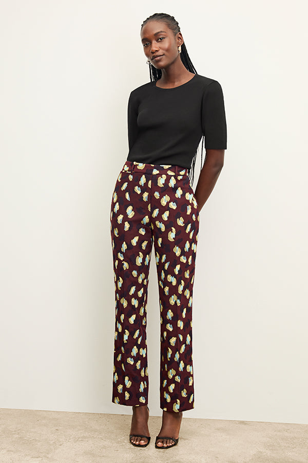 front image of a woman wearing the smith pant in bengal jacquard | Exclude | Grid