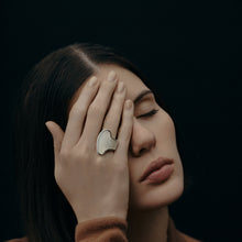 Cure Ring | Sterling Silver | Mother of Pearl