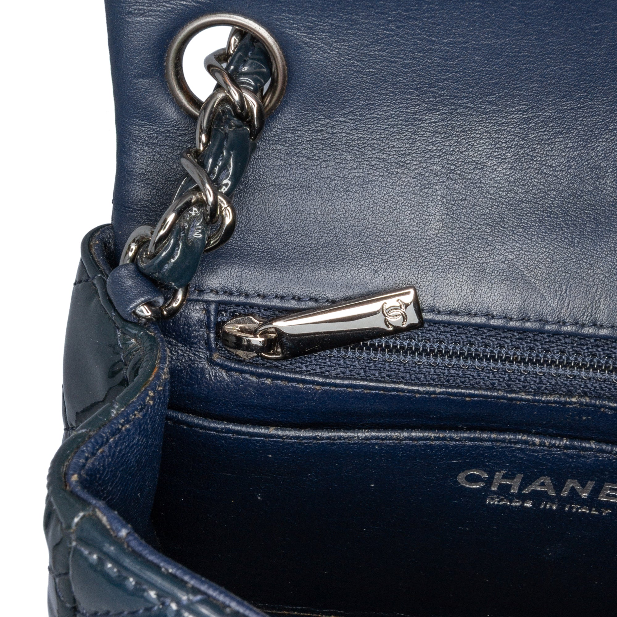 Chanel | Pre-Owned Mini Square Classic Patent Single Flap | Blue/Navy