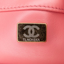 Chanel | Pre-Owned Mini Lambskin Pending CC Flap | Pink