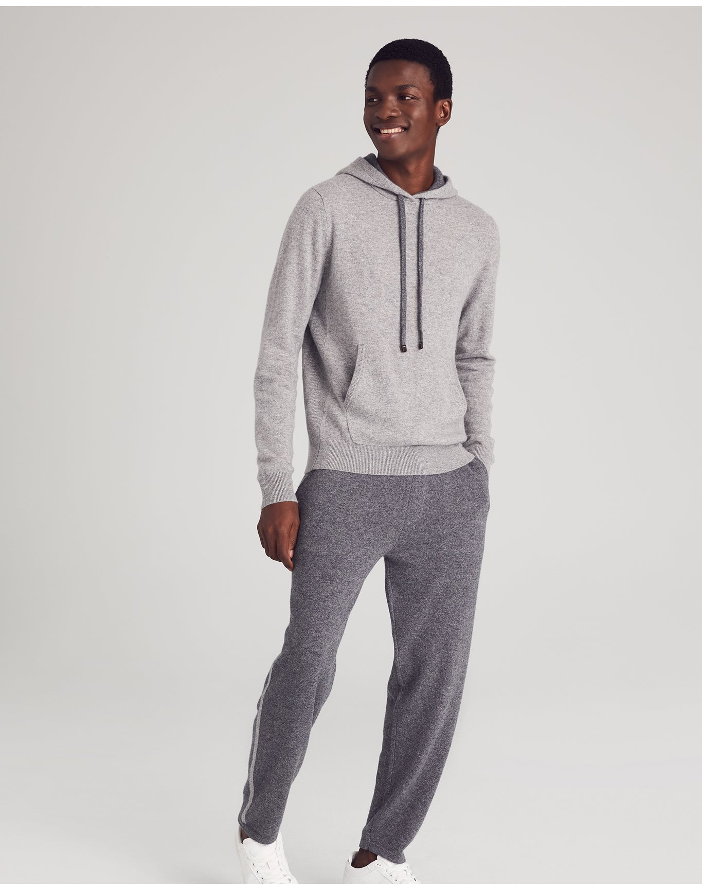 Nomad1942 | Men | Morningside Cashmere Hoodie | Cobblestone