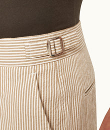 Norwich Seersucker Seersucker Stripe Tailored Fit Shorts Woven | Chai/White Stripe