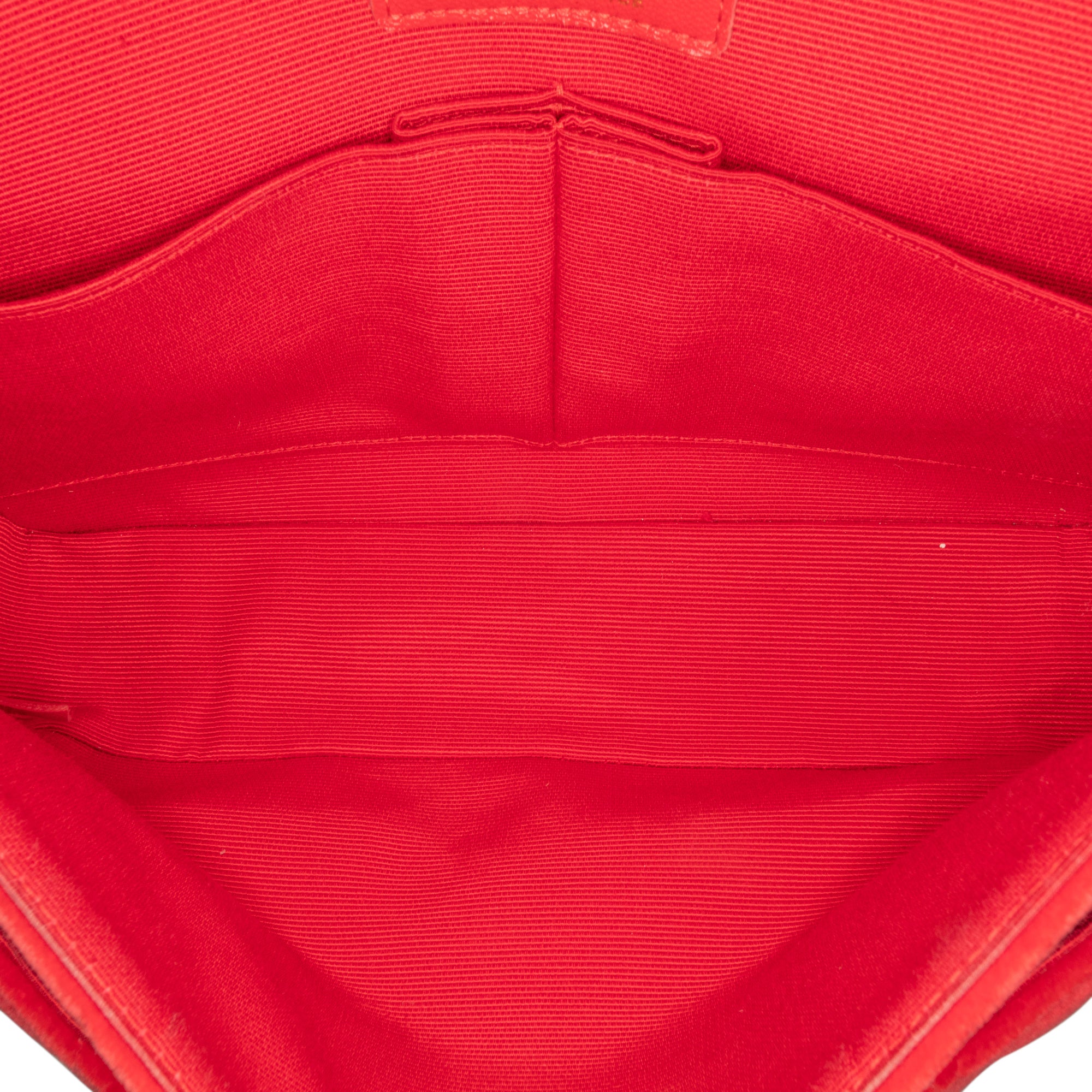 Chanel | Pre-Owned Medium Classic Velvet Double Flap | Red