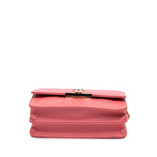 Chanel | Pre-Owned Quilted Caviar Golden Class Wallet On Chain | Pink