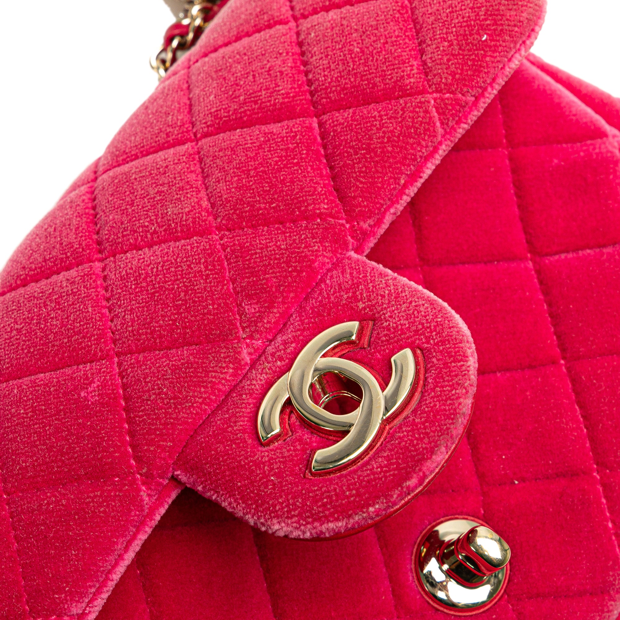 Chanel | Pre-Owned Mini Quilted Velvet Pearl Crush Single Flap | Pink/Dark Pink