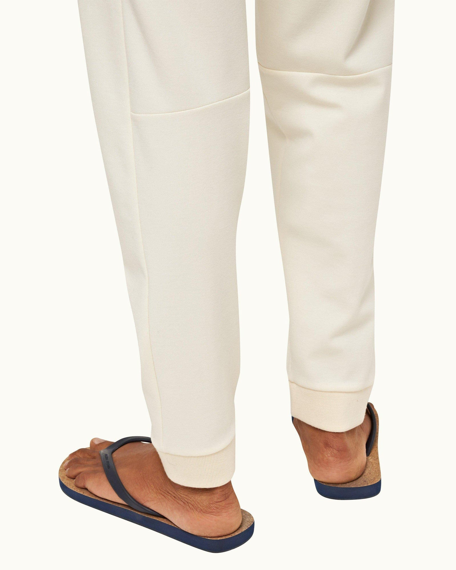 Sea Mist Classic Fit Articulated Ice Wool Sweatpants | Sea Mist