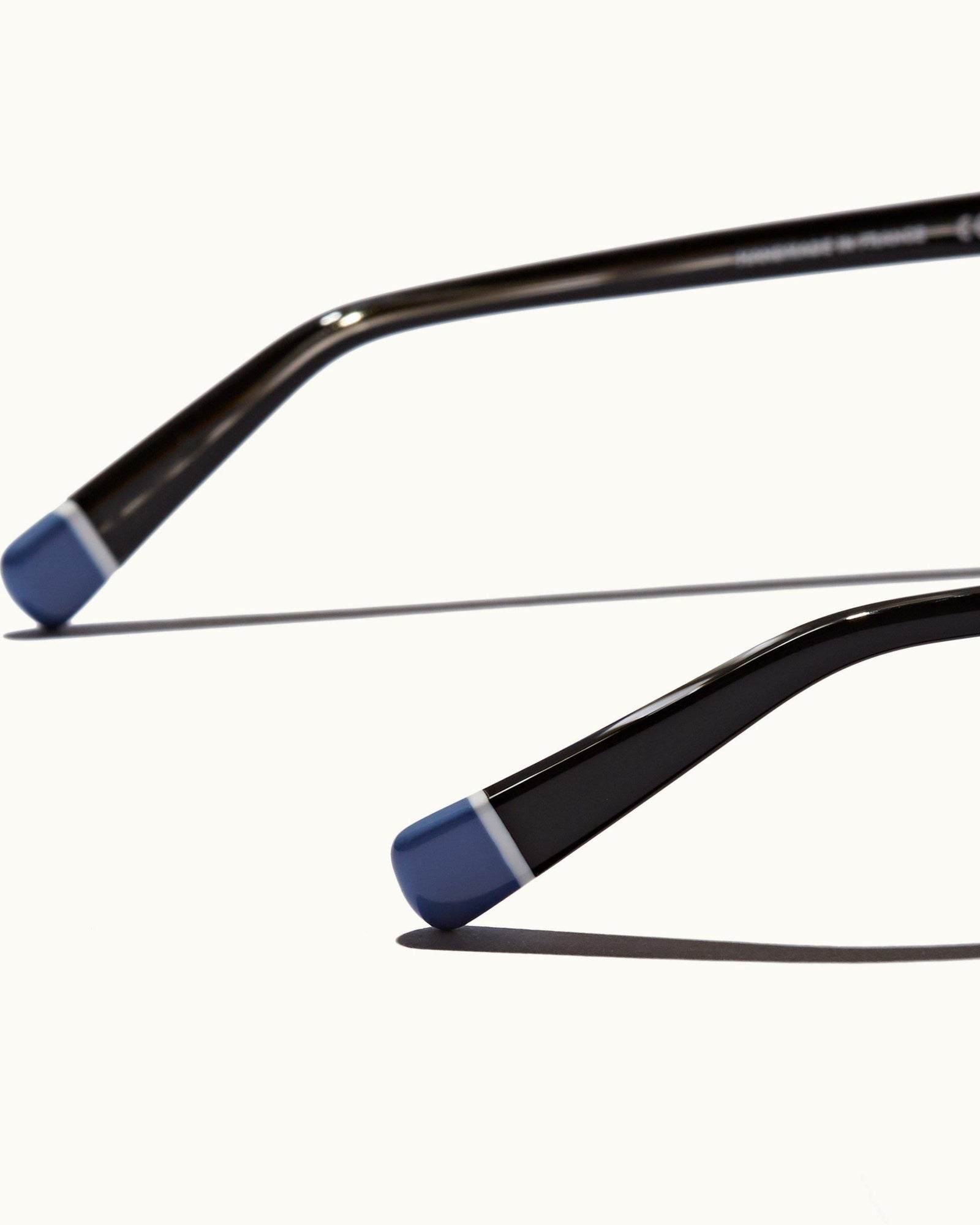 Harlyn Black Round Sunglasses | Black