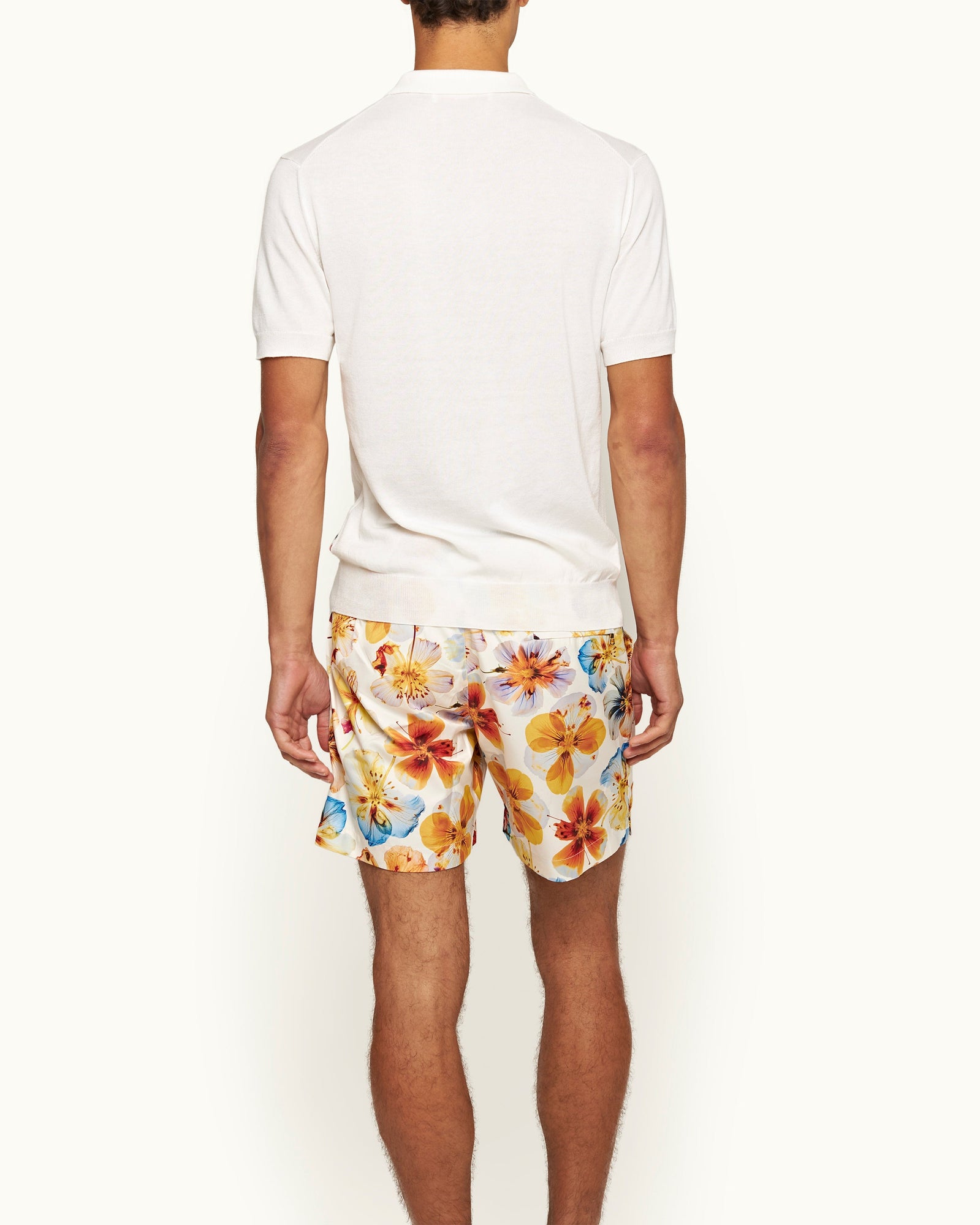 Wilder Classic Fit Fine Knit Cotton & Cashmere Polo Shirt in White Sand | White Sand