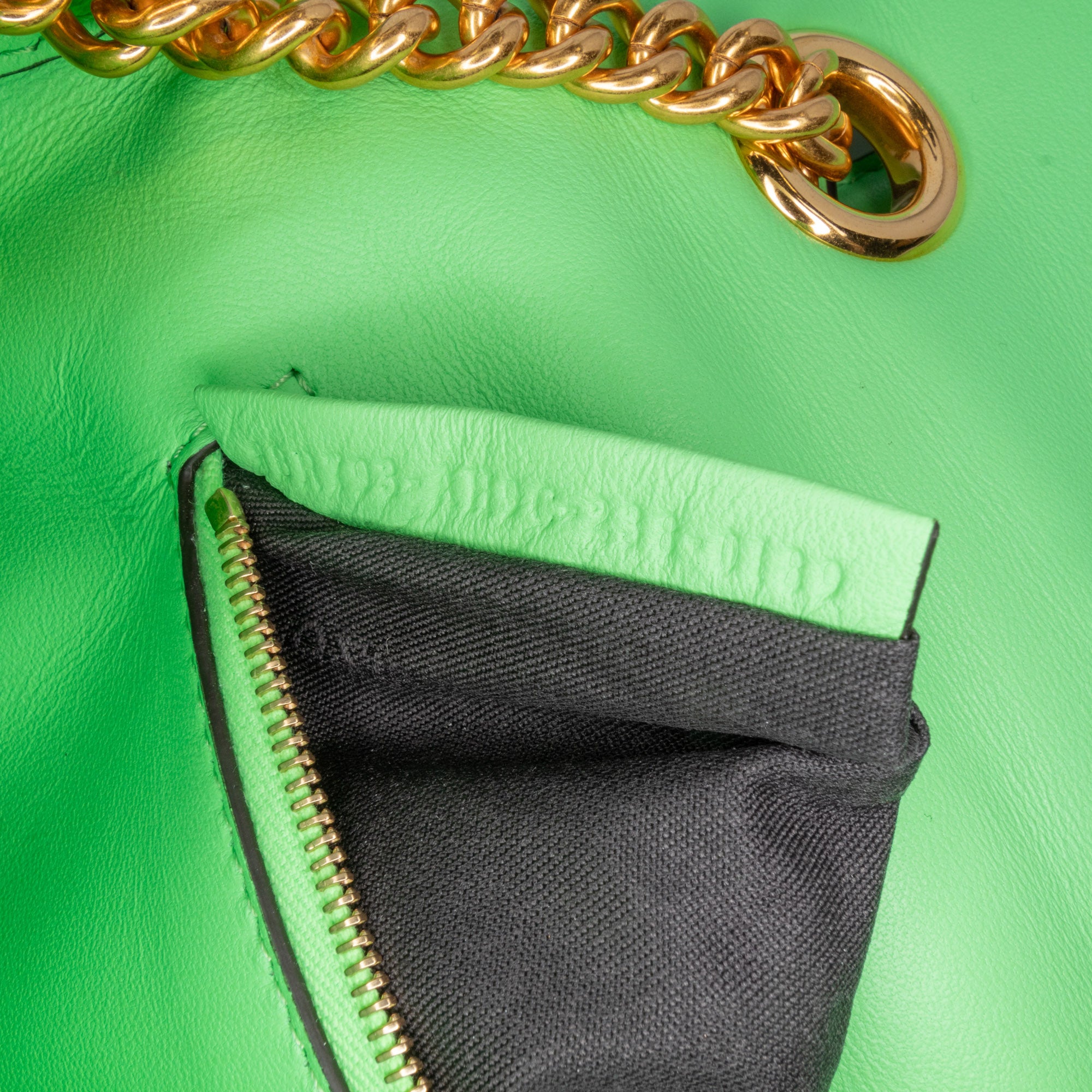 Fendi | Pre-Owned Zucca Embossed Leather Chain Midi Baguette - II | Green/Light Green