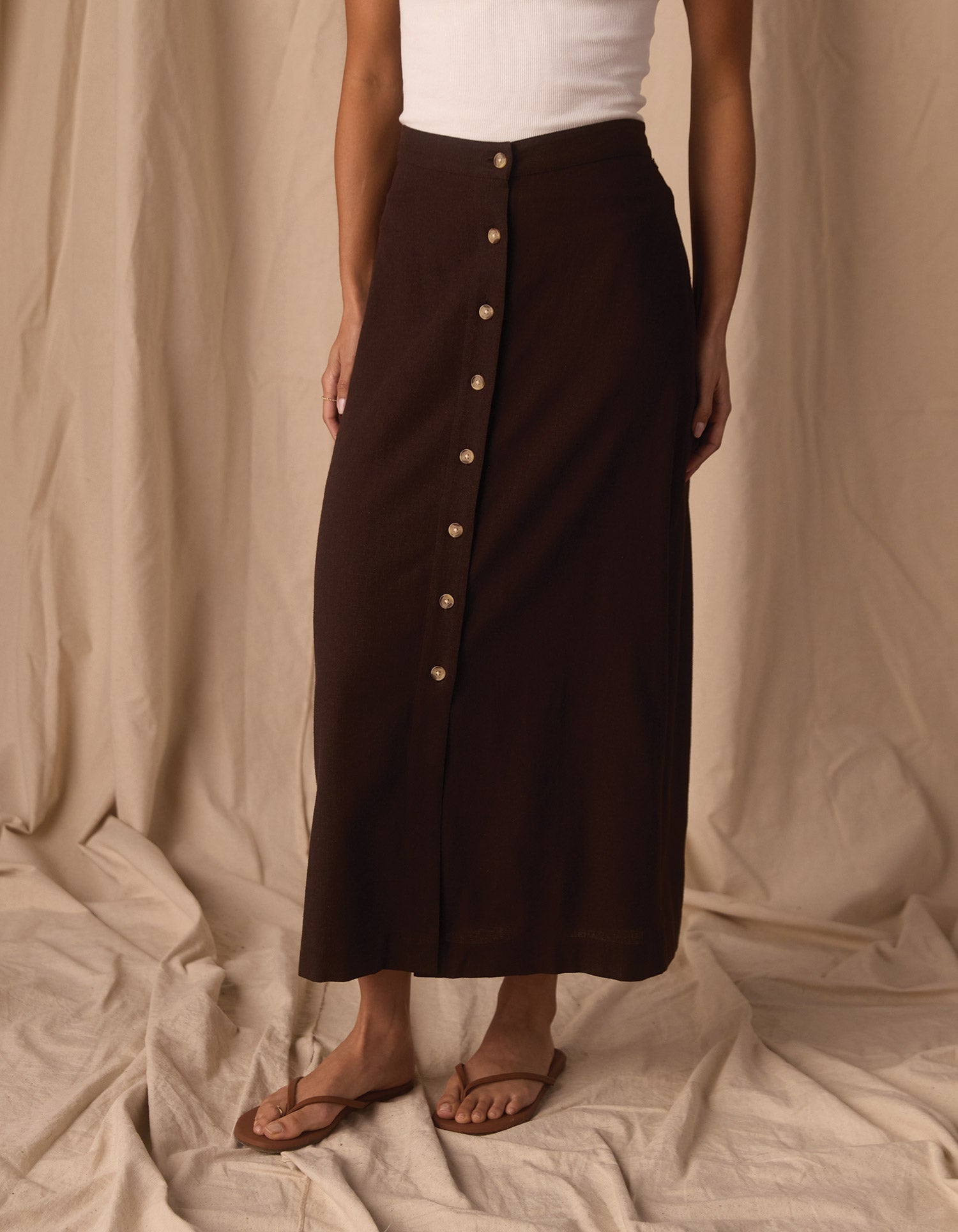 Women | Leukos Linen-Blend Button Front Skirt | Umber