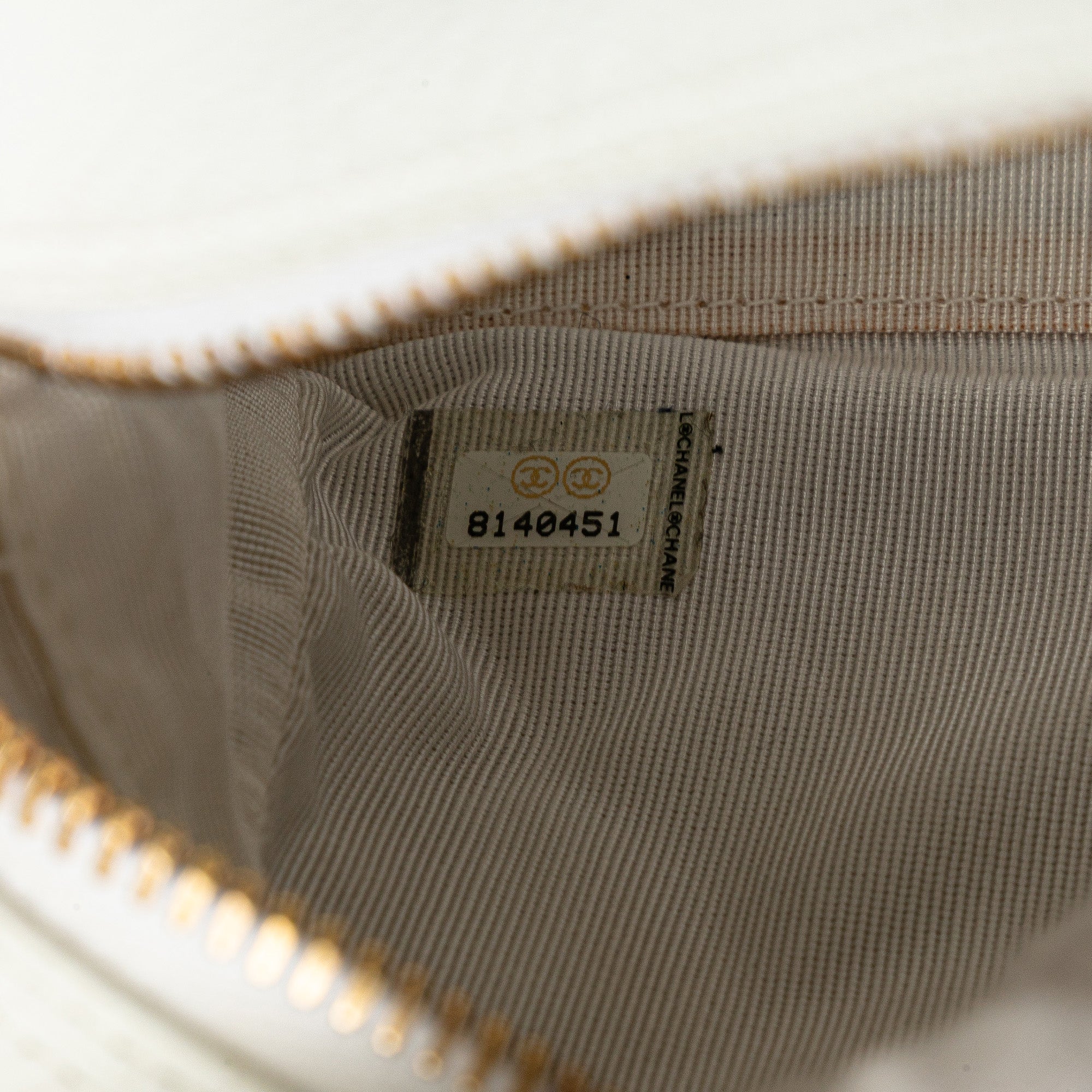 Chanel | Pre-Owned CC Quilted Caviar Bowling Bag | White