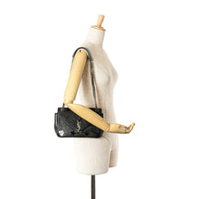 Saint Laurent | Pre-Owned Medium Monogram Heart Patchwork Chain Wallet | Black