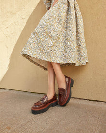 Color: Brown