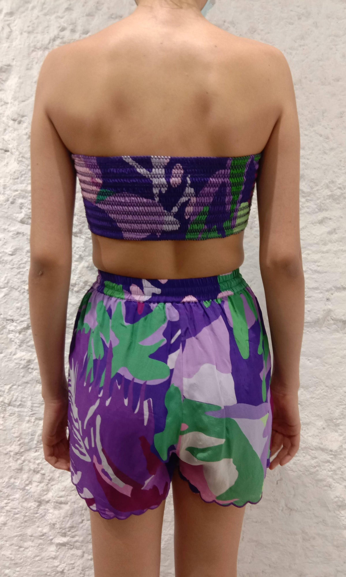 Rococo Sand | Aerin Tanish Crepe Shorts | Purple Multi