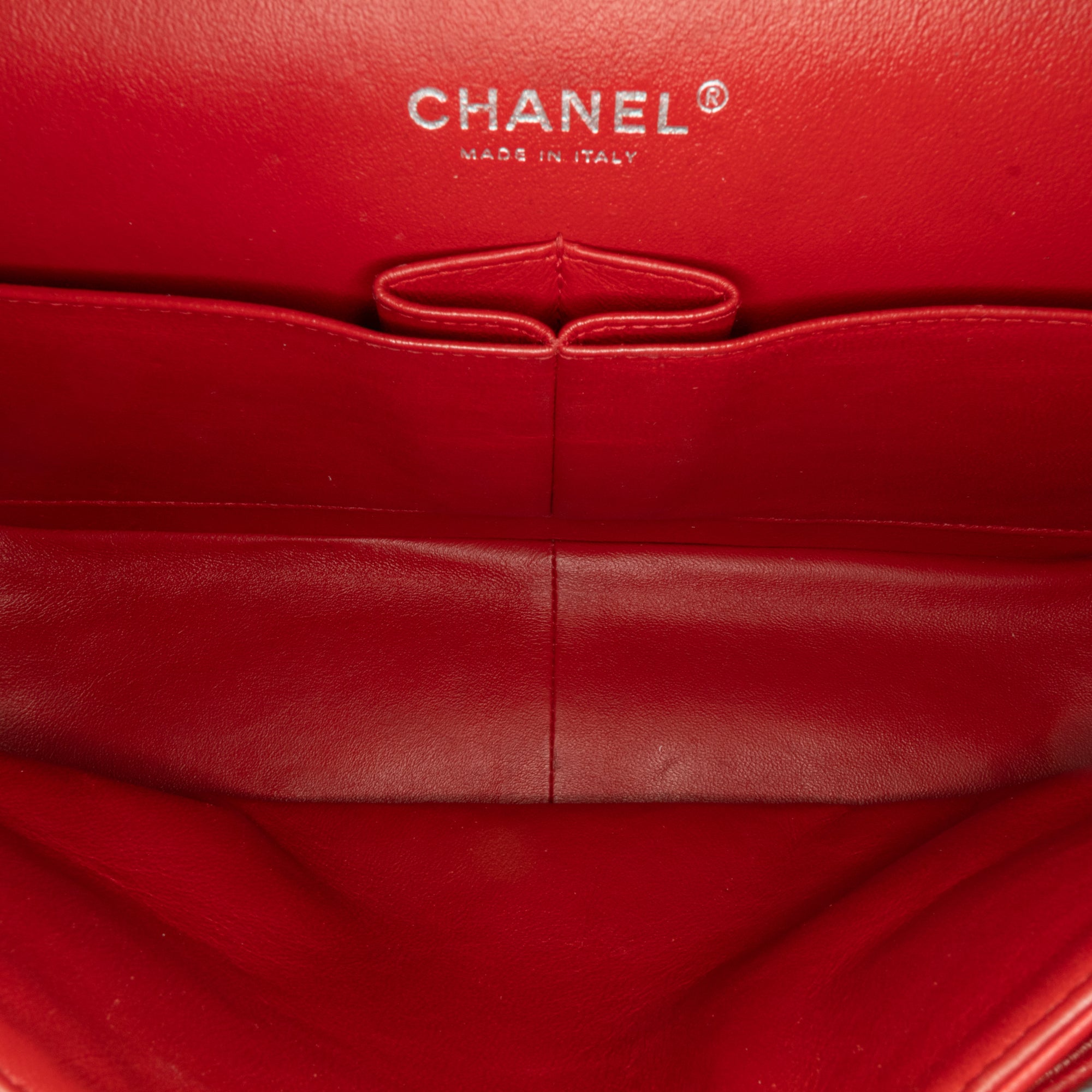 Chanel | Pre-Owned Jumbo Classic Caviar Double Flap - II | Red/Dark Red