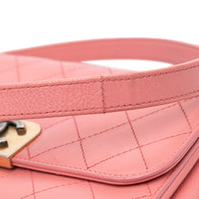 Chanel | Pre-Owned Quilted Calfskin Straight Lined Flap - I | Pink