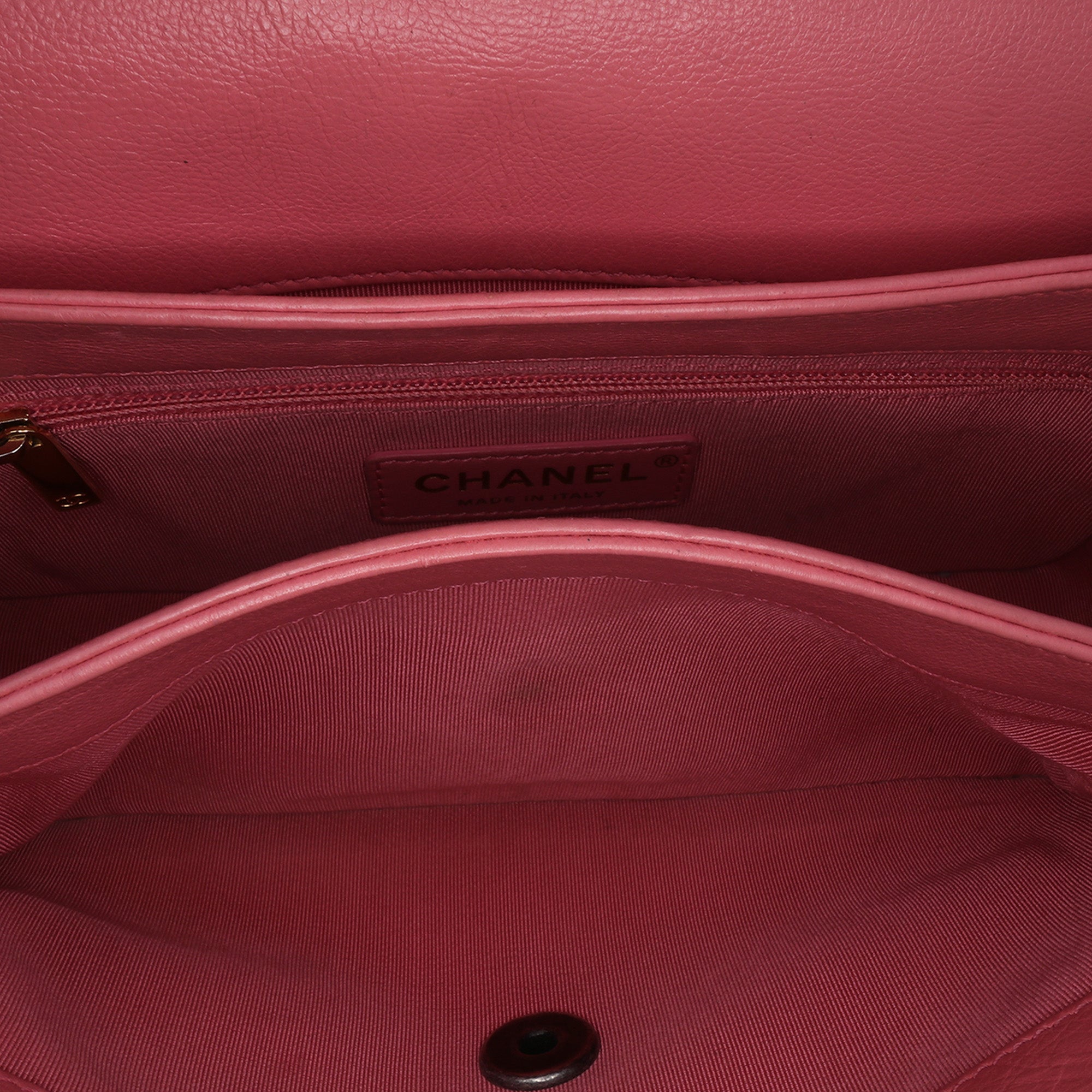 Chanel | Pre-Owned Quilted Calfskin Straight Lined Flap - I | Pink