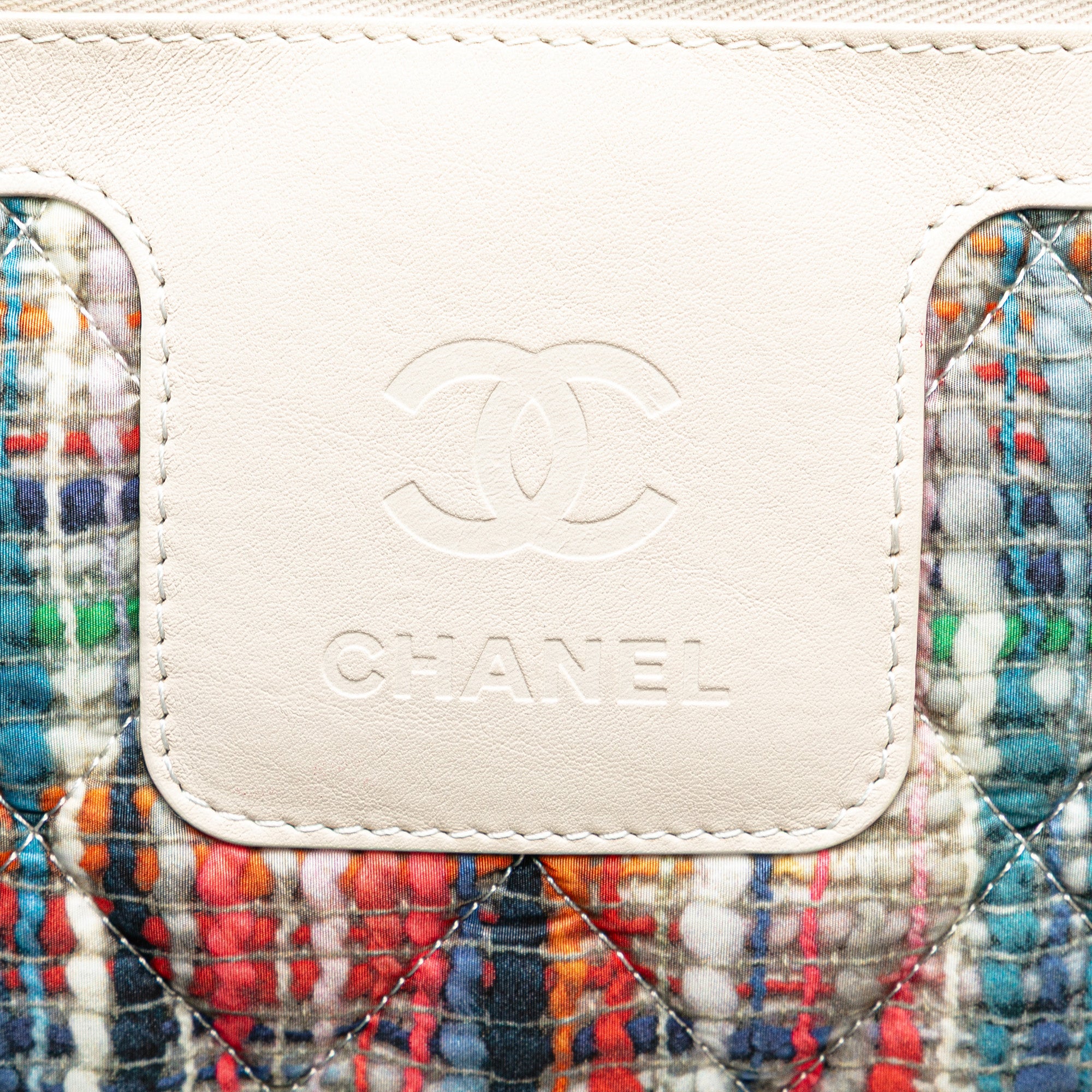 Chanel | Pre-Owned Nylon Tweed Printed Coco Cocoon Tote | Multi