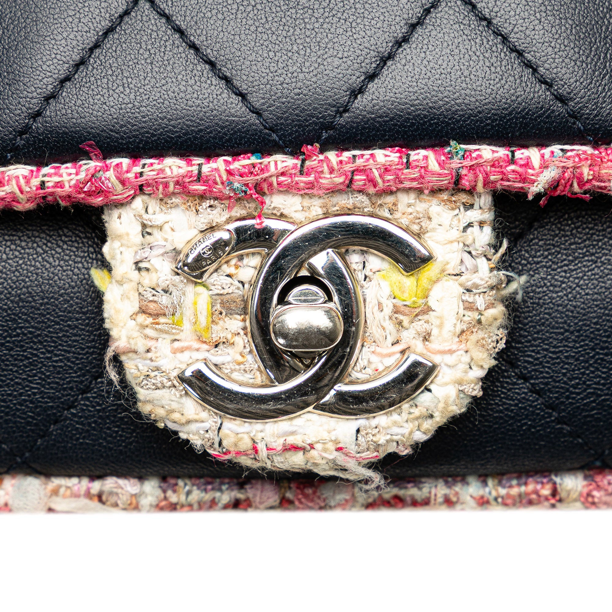 Chanel | Pre-Owned Quilted Lambskin and Tweed Elegant Trim Flap | Blue/Navy