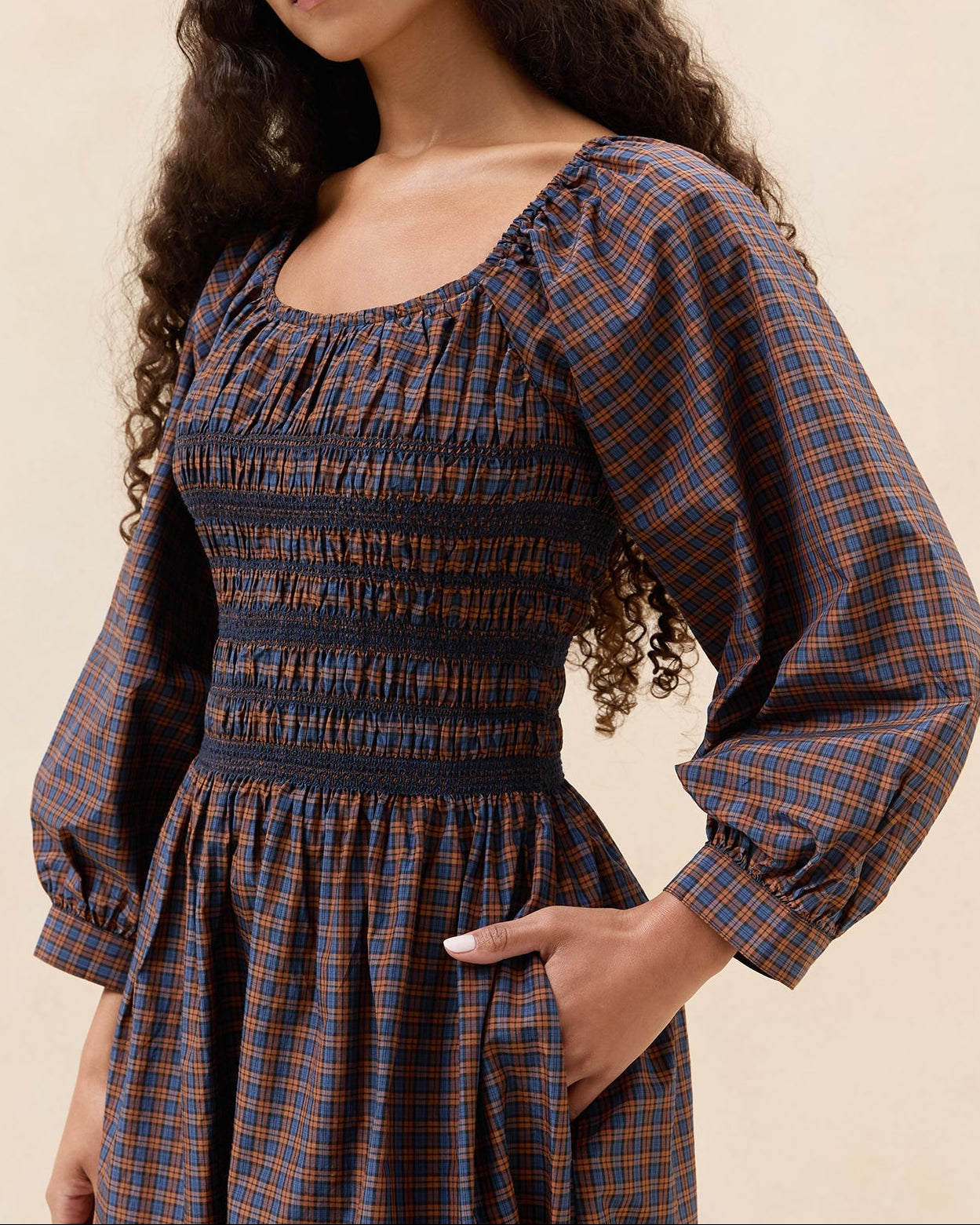 Color: Navy/Rust Plaid