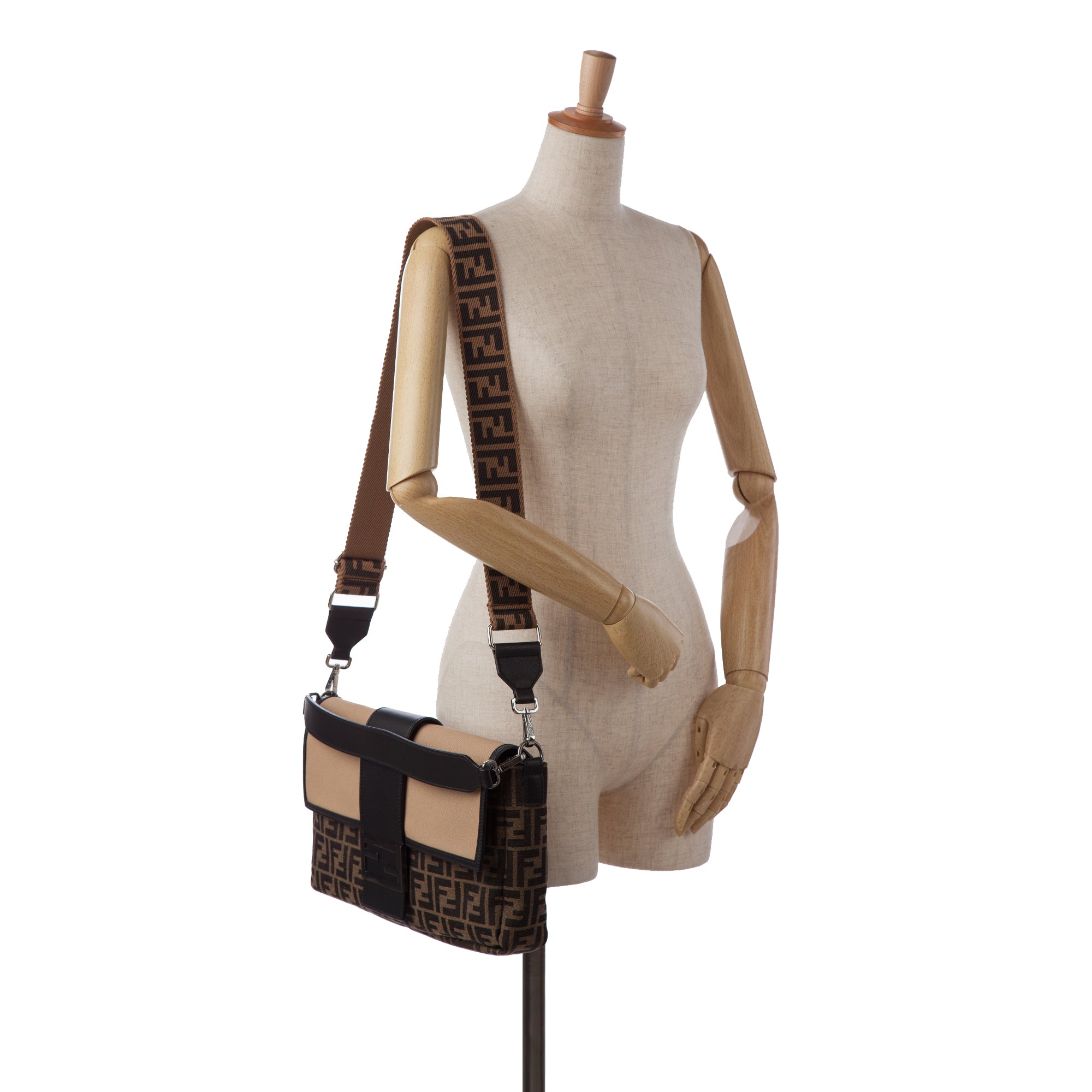 Fendi | Pre-Owned Large Zucca Canvas Convertible Belt Baguette | Brown