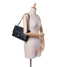 Chanel | Pre-Owned Jumbo Patent 3 Accordion Flap | Blue/Midnight Blue