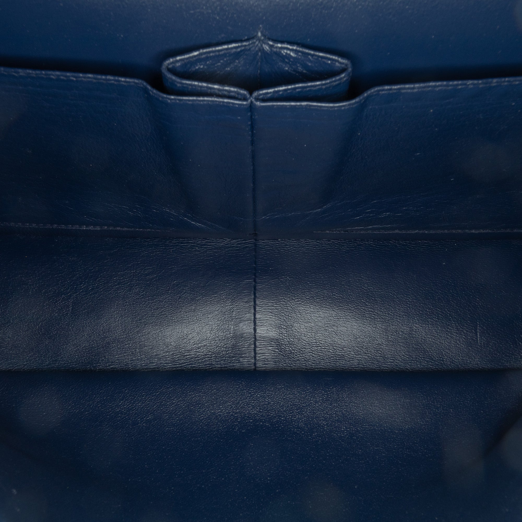 Chanel | Pre-Owned Jumbo Classic Patent Double Flap | Blue/Dark Blue