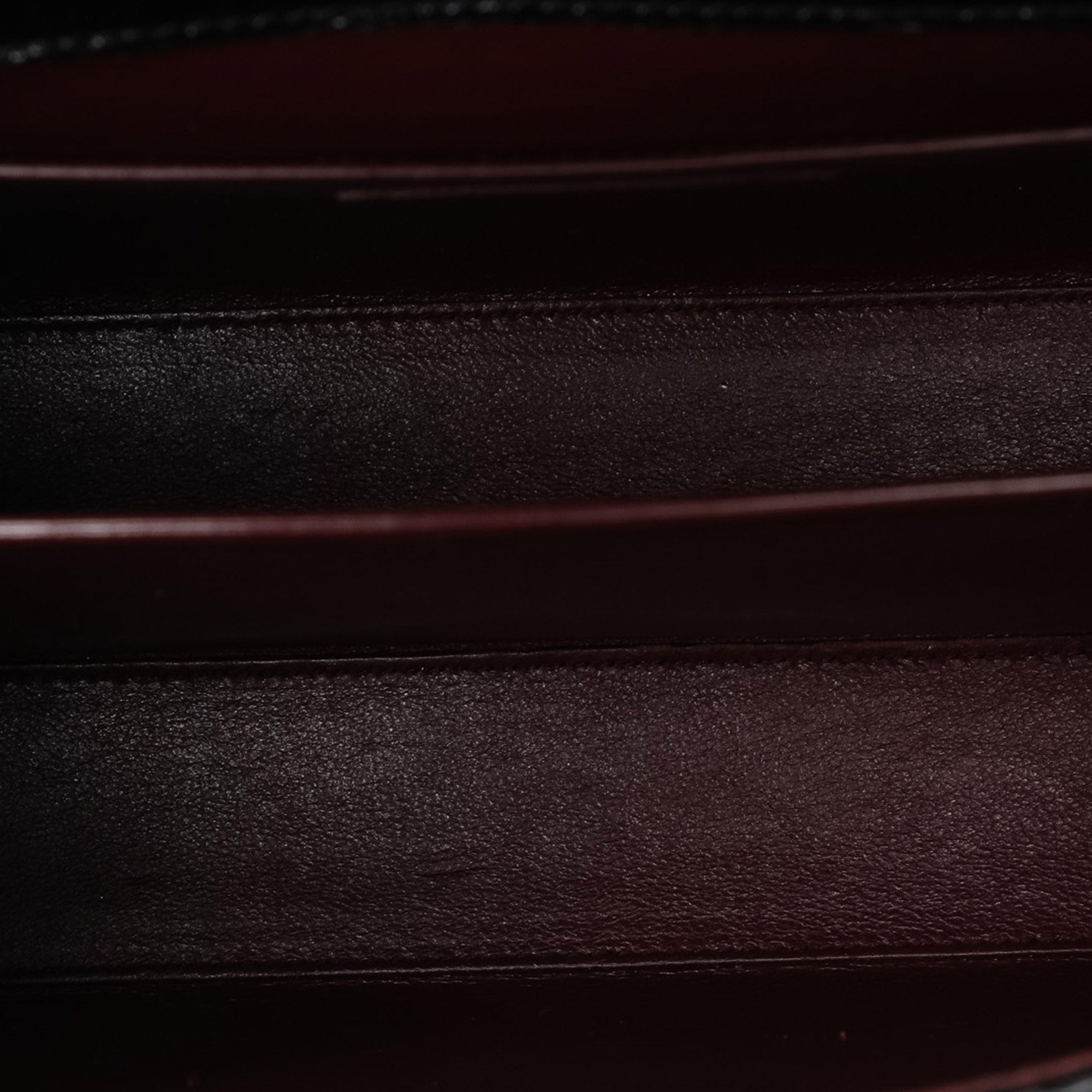 Saint Laurent | Pre-Owned Medium Crocodile Embossed Cassandra Top Handle Bag | Black