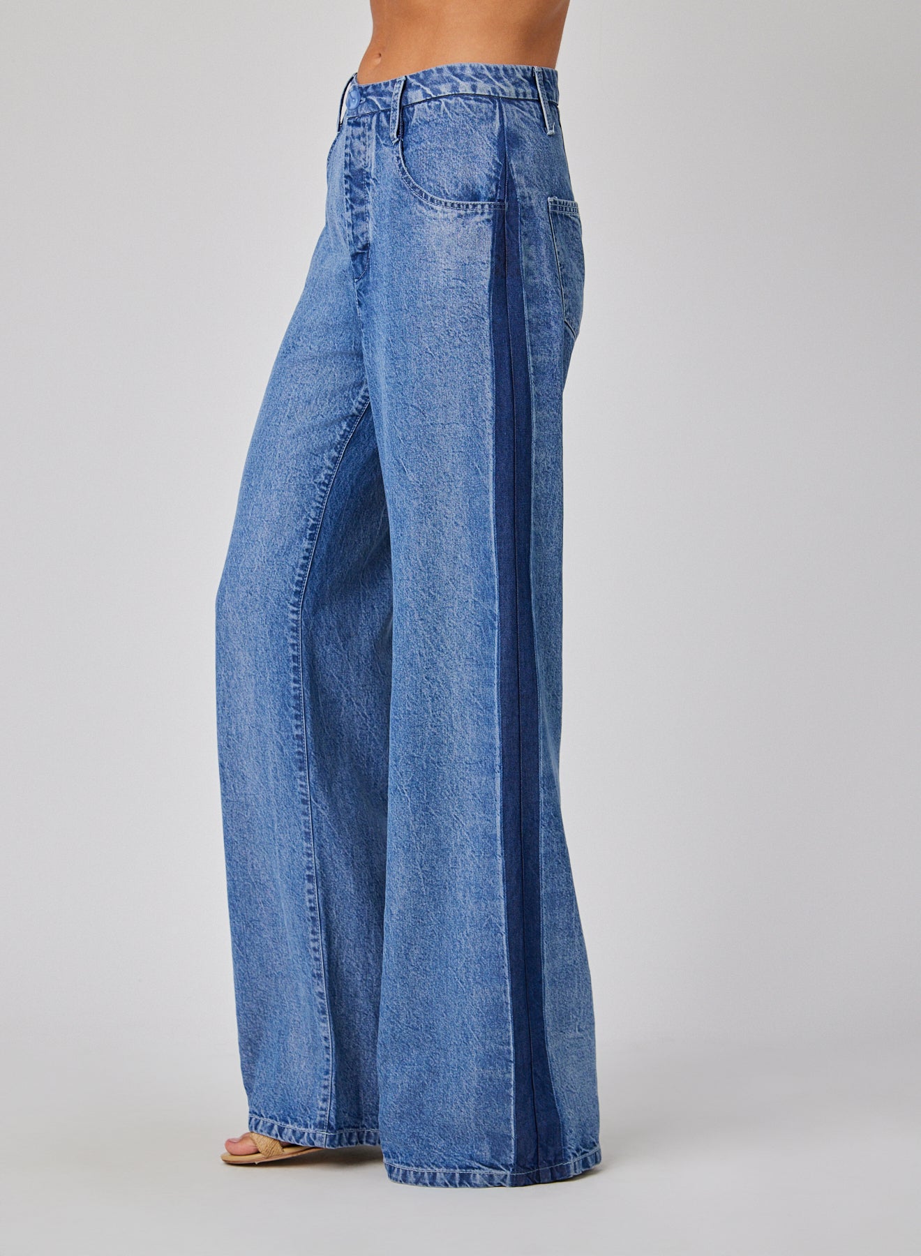 Anya Side Tacked Released Jean | Vintage Laguna Wash