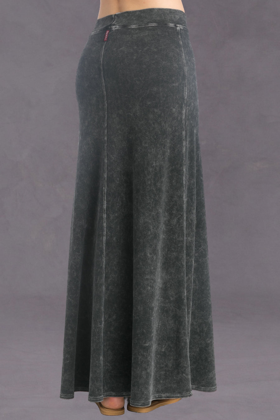 Women | Flat Waist Sweep Skirt | Mineral Wash 6