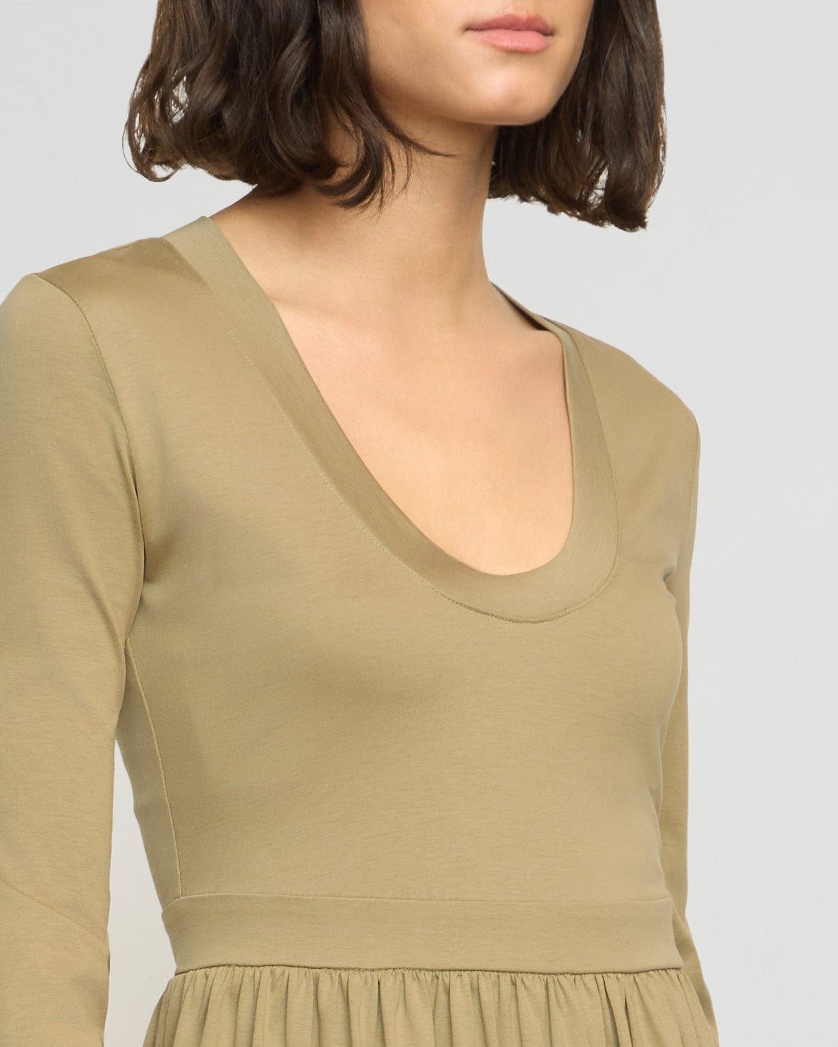 Olivia | Cherie U-Neck Jersey Dress in Size Small