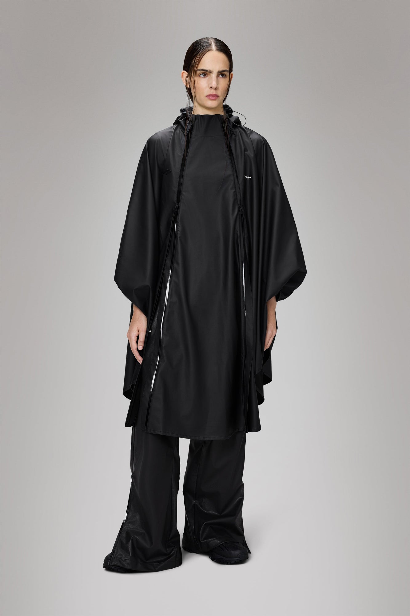 Rains Rains x Umbro Apollo Cape Black Cape