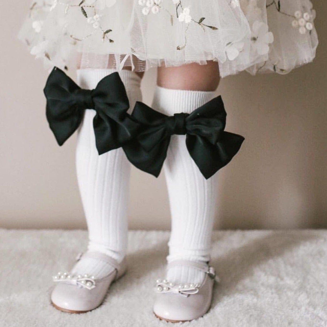 Abigail Satin Bow Socks - Petite Maison Kids